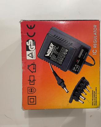 Alimentatore universale per walkman