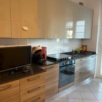 CUCINA COMPLETA DI ELETTRODOMESTICI