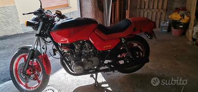 Suzuki GS 550 - 1982