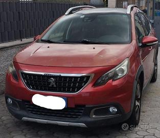 SI VENDE PEUGEOT 2008 ANNO 2017