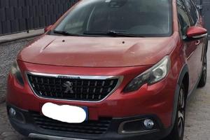 SI VENDE PEUGEOT 2008 ANNO 2017