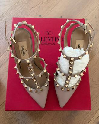 Pump valentino rockstud