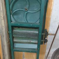 Macchina pigiatrice per uva