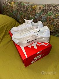 Nike shox R4