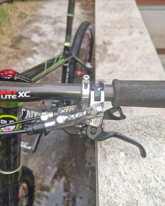 Cannondale Flash Hi-MOD 1 Carbon 26” – Lefty