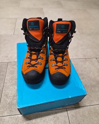 Scarpone da Alpinismo / Trekking Ribelle Hd Scarpa