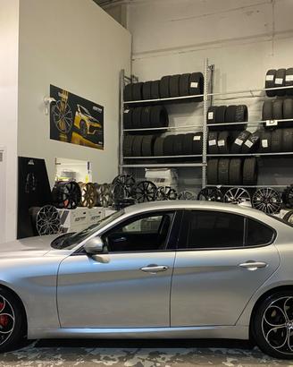 Cerchi Alfa Romeo raggio 19 DIFFERENZIATI NUOVI