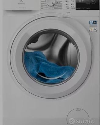 Lavatrice Electrolux 600 SensiCare 8kg imballata