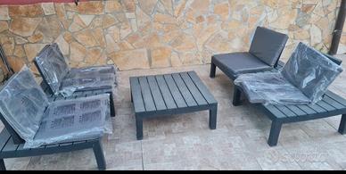 Set divanetto per esterno