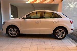 Audi Q3 TDI Sport 2016 - 120 cv