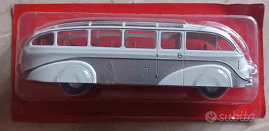 Mercedes Benz LO 3100  1:43