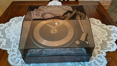 Giradischi vintage automatico Garrard mod. AT6.