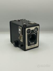Macchina fotografica Brownie SIX-20 model D