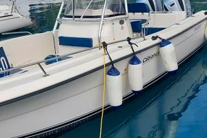 Barca Pursuit 2670 central console