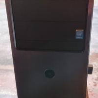 case desktop per assemblaggio PC