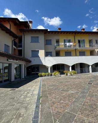 2 LOCALI A SOVERE