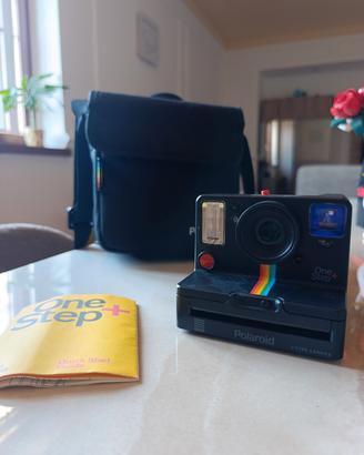 polaroid One step+