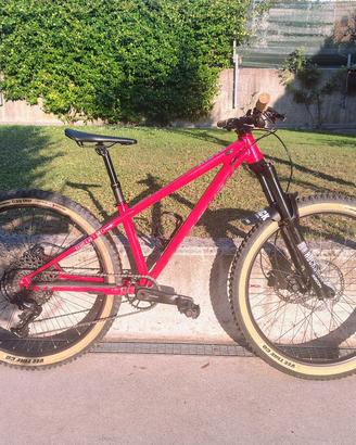 Commencal Meta Jr HT per ragazzo. Tg. 125-160cm