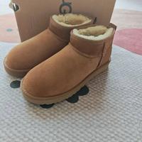 Stivali da neve UGG, taglia mini, taglia 40