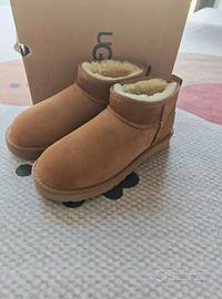 Stivali da neve UGG, taglia mini, taglia 40