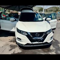 Nissan Qashqai 1.500 full optional