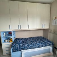 CAMERETTA A PONTE CON CABINA ARMADIO