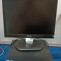 Pc HP Compaq 8200 E con Monitor Philips 19 Pollici