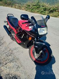 Honda cbr 600 del 1988 targa oro Fmi