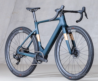 Bicicletta SCOTT Solace Gravel eRIDE 10 M L XL