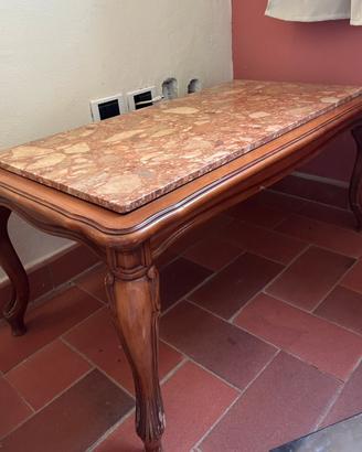 Tavolino da salotto in legno con piano in marmo