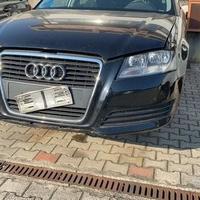 Frontale Audi a3 fari normali anno 2010 ricambi