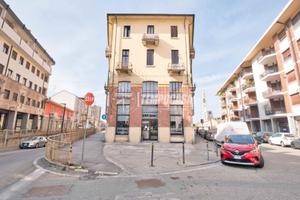 NEGOZIO VICINO AL CENTRO!!!