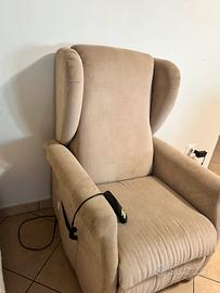 Poltrona ortopedica con telecomando