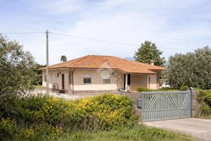 CASA INDIPENDENTE A PONTINIA