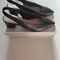 Scarpe nere con tacco Tamaris