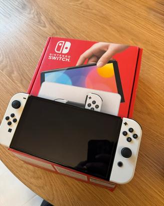 Nintendo swich oled 64gb