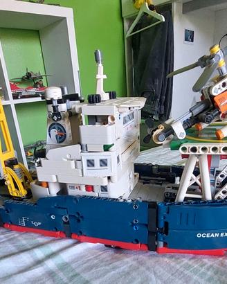 lego nave ocean explorer ed elicottero 