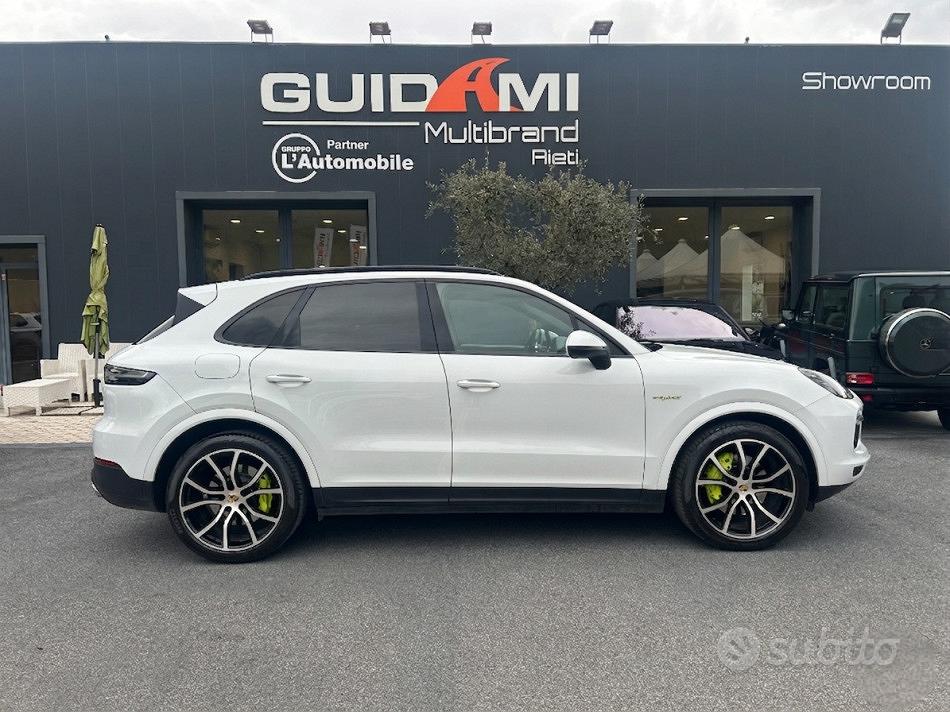 PORSCHE Cayenne 3ªs.'17-->