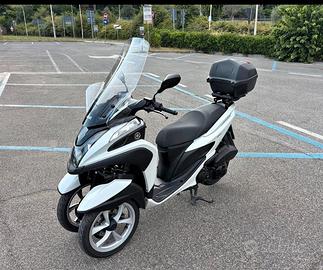 Yamaha Tricity 125 Total White 