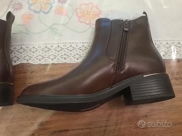 Stivaletti Chelsea Donna in Pelle Marrone – Nuovi