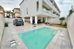 Villa Moderna 2025 con Piscina e 200mq di Cortile