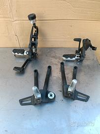 Kit pedane Voge 300 ac