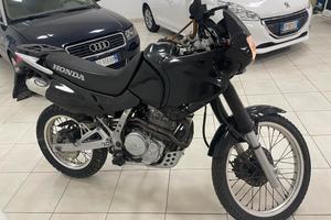 Honda NX 650 Dominator