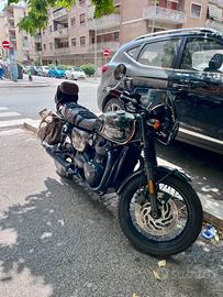Triumph T120 Unica