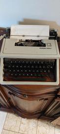 Macchina per scrivere vintage OLIVETTI DORA