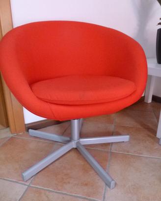 poltroncina rossa ikea