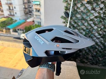Casco MTB nuovo uvex quattro cc
