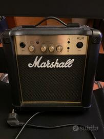 Amplificatore marshall MG10CF