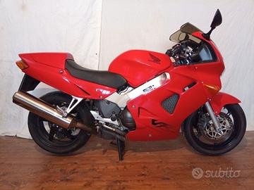 HONDA VFR 800 - ricambi
