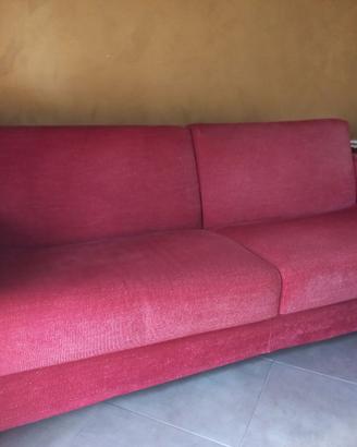 Divano letto tre posti in tessuto Bodema con pouff
